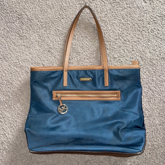 Michael Kors Tote - Picture 1 of 8